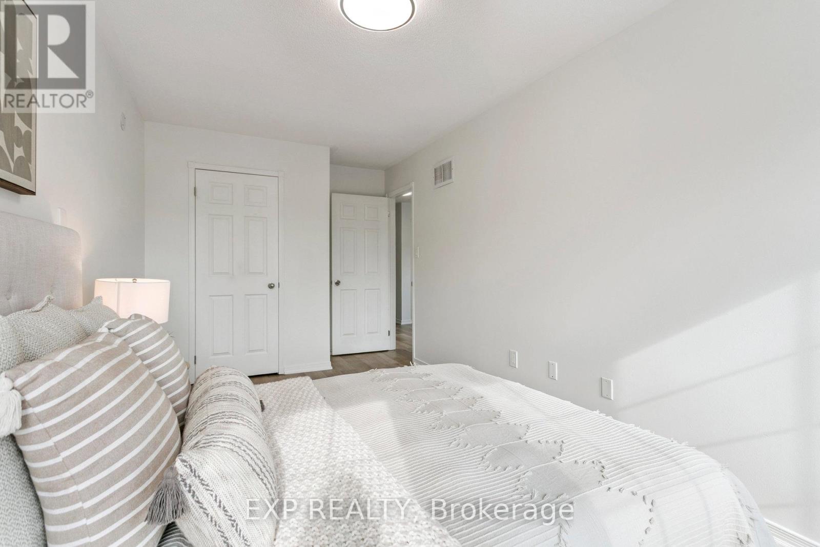 181 - 5260 Mcfarren Boulevard, Mississauga (Central Erin Mills), Ontario  L5M 7J5 - Photo 26 - W12470318