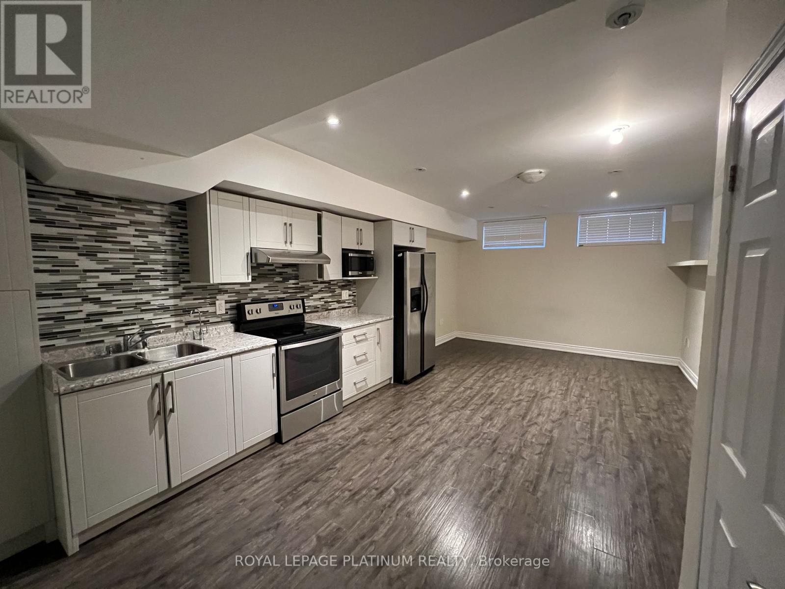 Lower - 5640 Fifth Line, Milton, Ontario  L9E 0G2 - Photo 4 - W12470320