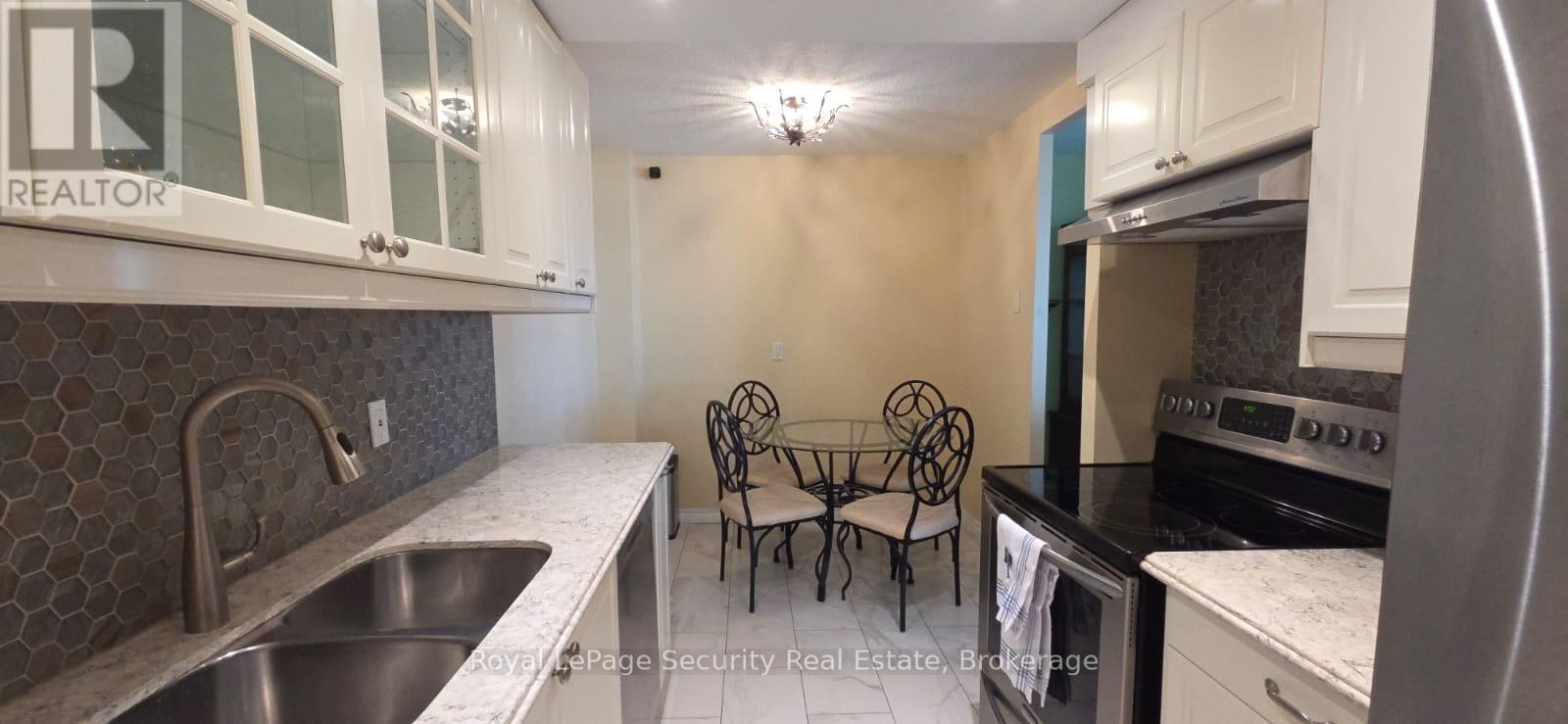 805 - 2556 Argyle Road, Mississauga (Cooksville), Ontario  L5B 2H6 - Photo 8 - W12470322