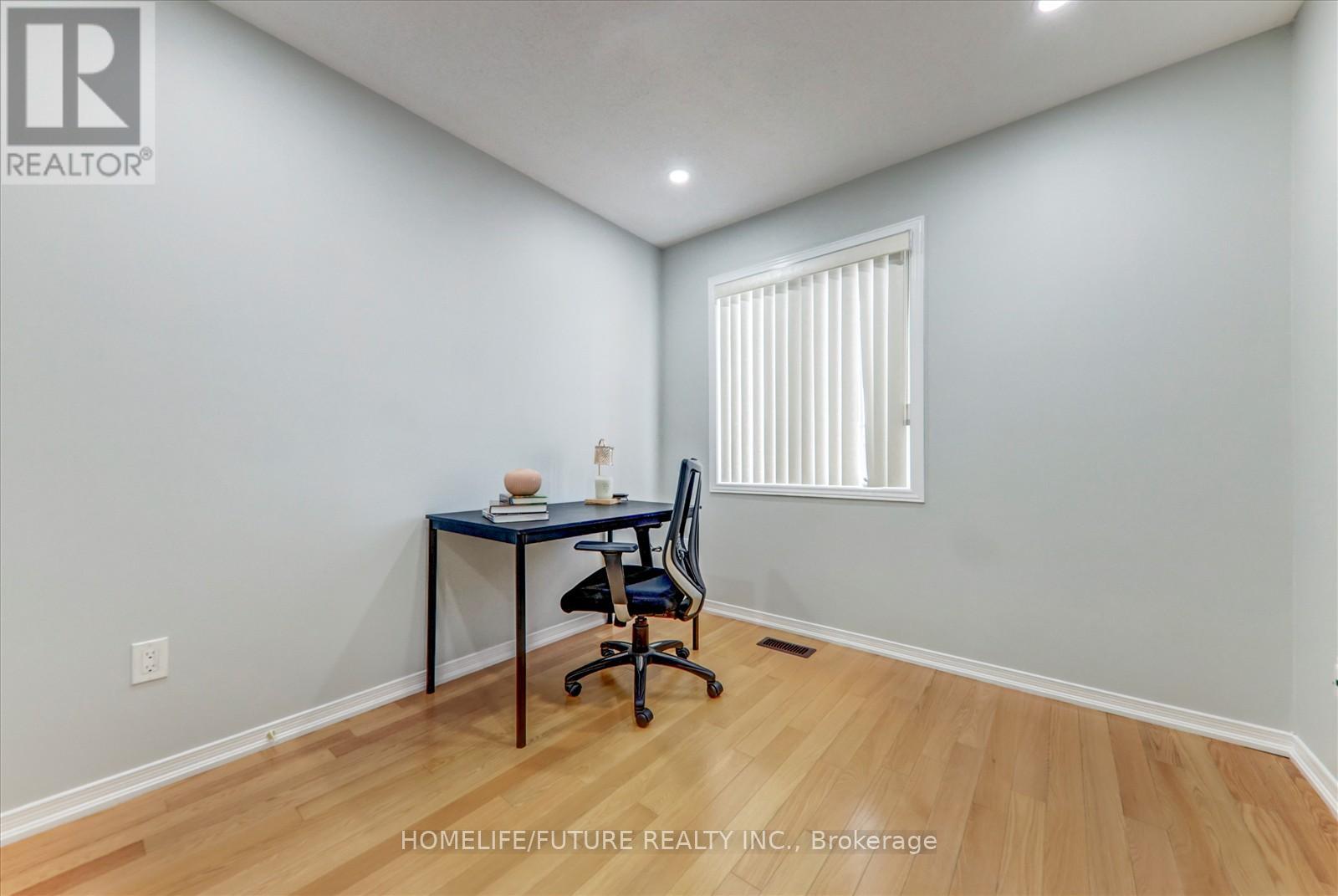 13 Oklahoma Drive, Brampton (Brampton East), Ontario  L6P 3L8 - Photo 29 - W12470325