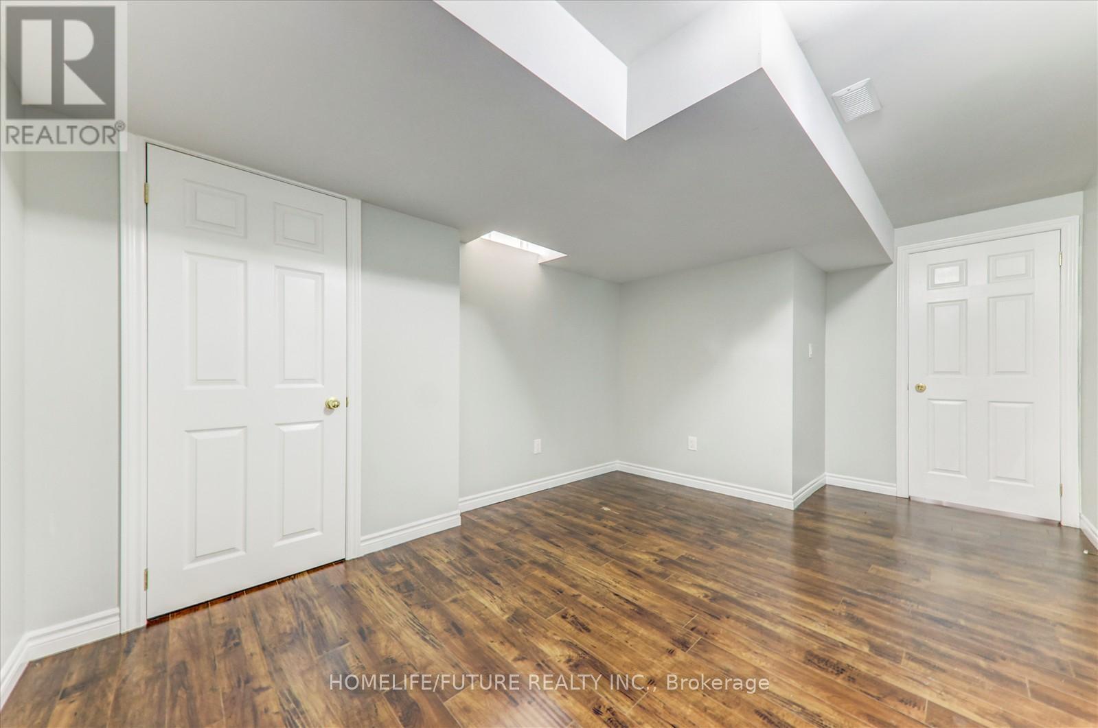 13 Oklahoma Drive, Brampton (Brampton East), Ontario  L6P 3L8 - Photo 36 - W12470325