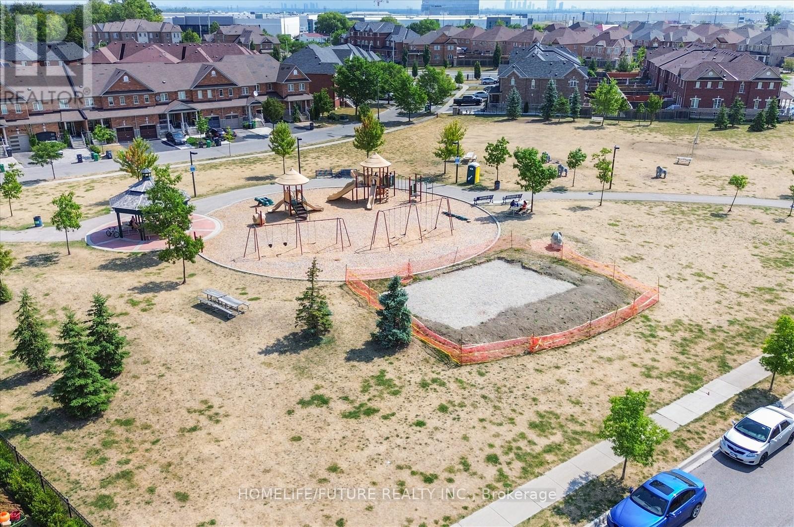 13 Oklahoma Drive, Brampton (Brampton East), Ontario  L6P 3L8 - Photo 49 - W12470325