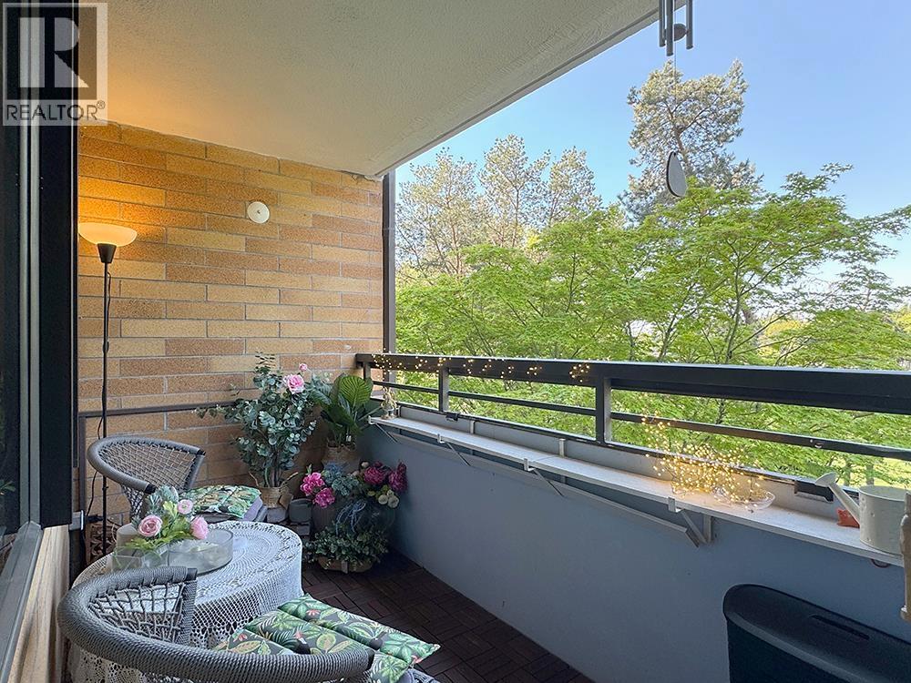 405 6611 Minoru Boulevard, Richmond, British Columbia  V6Y 1Y9 - Photo 2 - R3020159