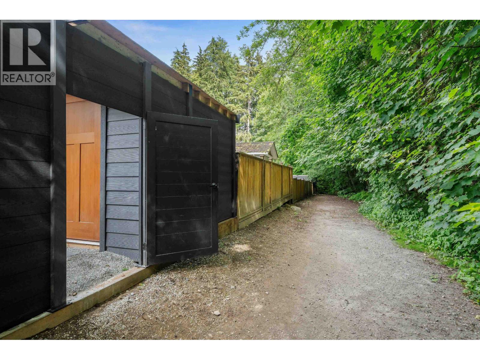 1430 Draycott Road, North Vancouver, British Columbia  V7J 1W2 - Photo 32 - R3058780