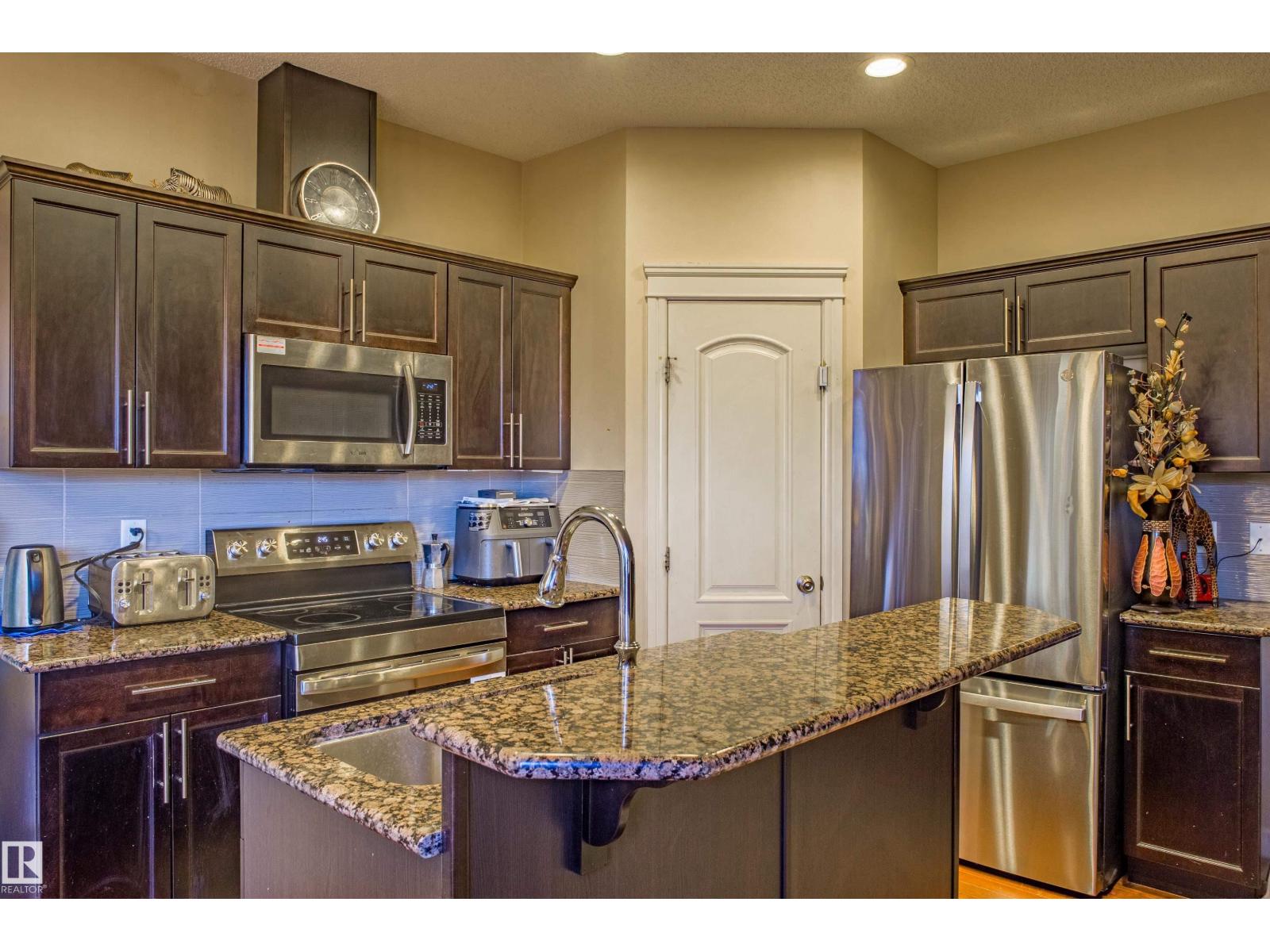 17091 38 Street Nw, Edmonton, Alberta  T5Y 6M1 - Photo 11 - E4457801