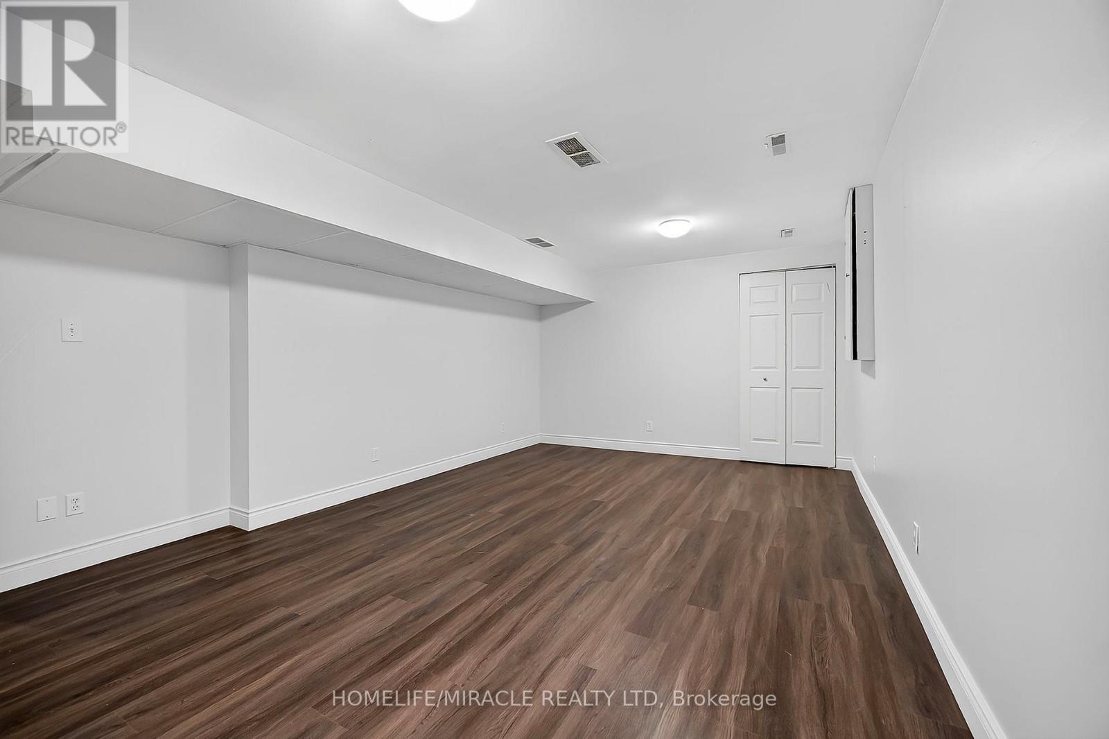 120 Ashbury Avenue, London South, Ontario  N6E 1T1 - Photo 16 - X12469364