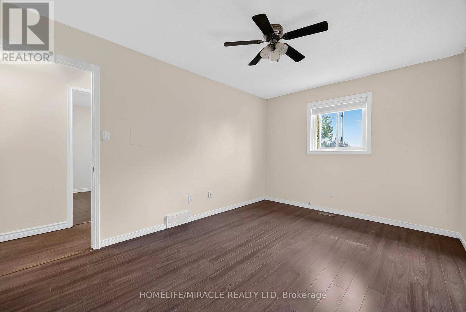120 Ashbury Avenue, London South, Ontario  N6E 1T1 - Photo 21 - X12469364