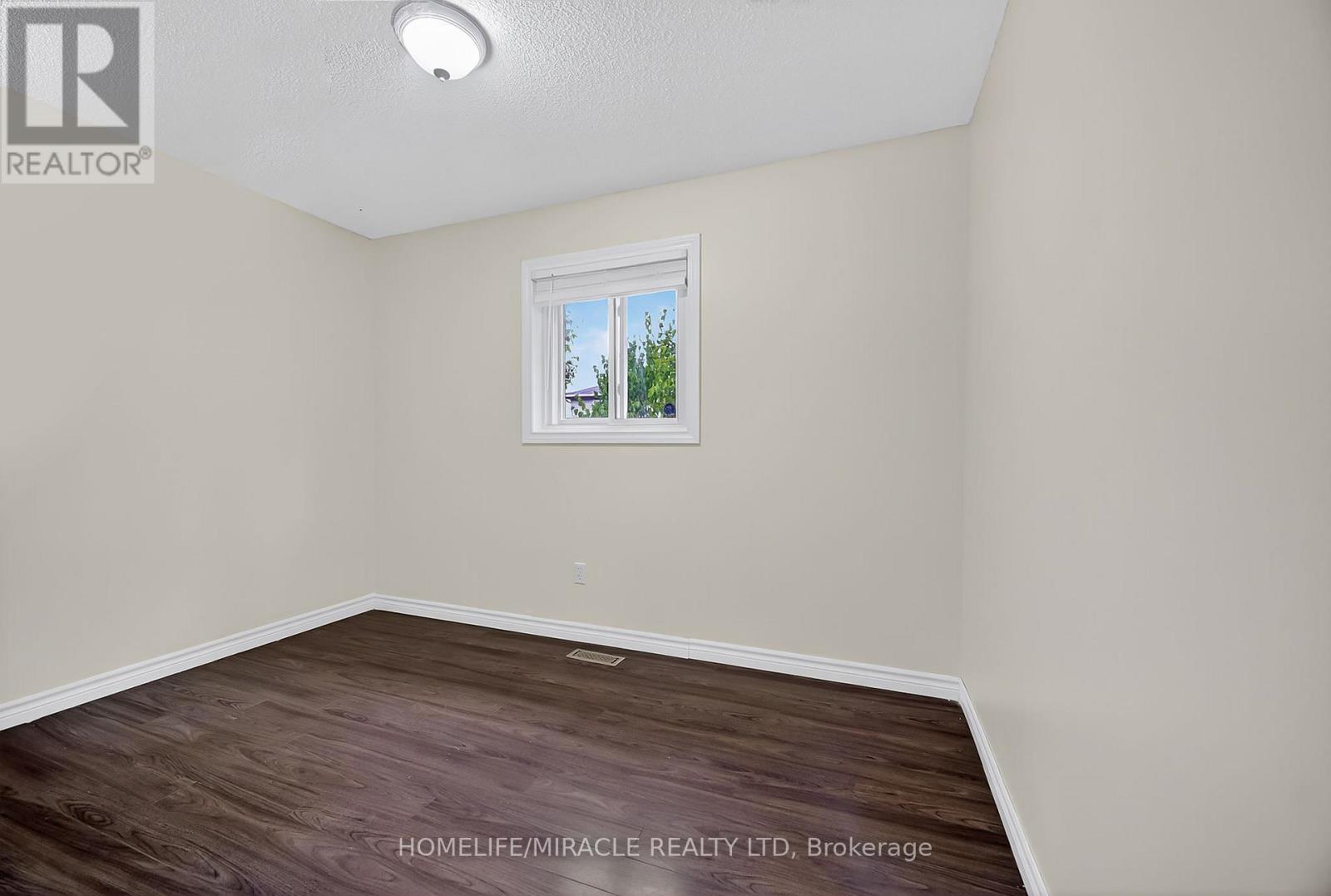 120 Ashbury Avenue, London South, Ontario  N6E 1T1 - Photo 23 - X12469364