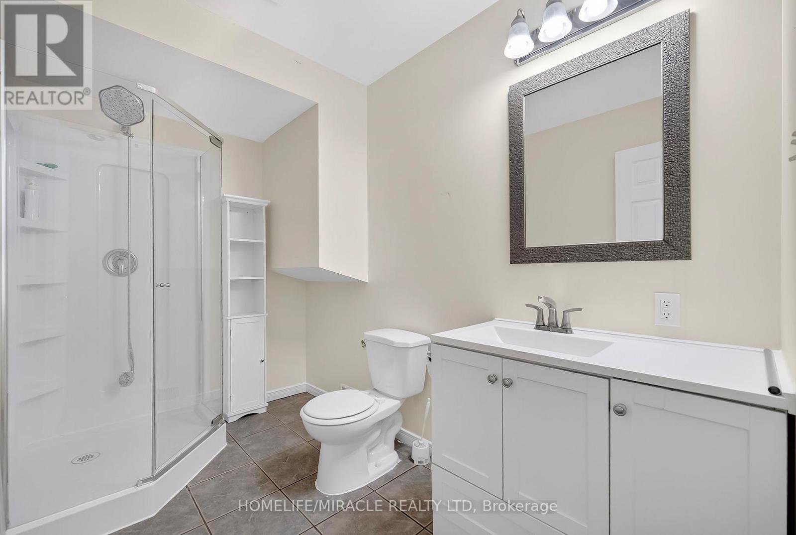 120 Ashbury Avenue, London South, Ontario  N6E 1T1 - Photo 29 - X12469364