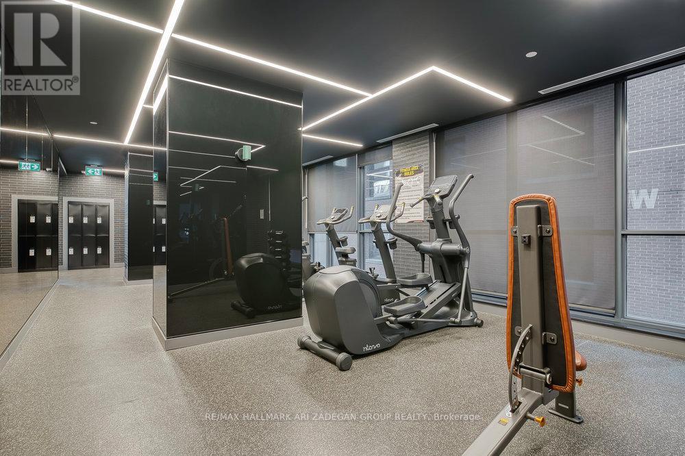 4003 - 327 King Street W, Toronto, Ontario  M5V 0W7 - Photo 23 - C12469501
