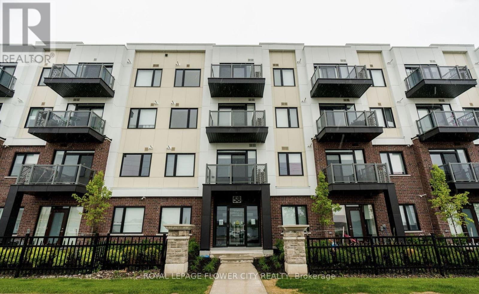 58 Sky Harbour Drive, Brampton, Ontario  L6Y 6J1 - Photo 2 - W12470337