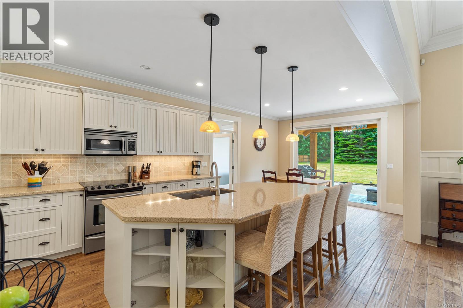 1156 Allgard Rd, Qualicum Beach, British Columbia  V9K 2G4 - Photo 4 - 1017843