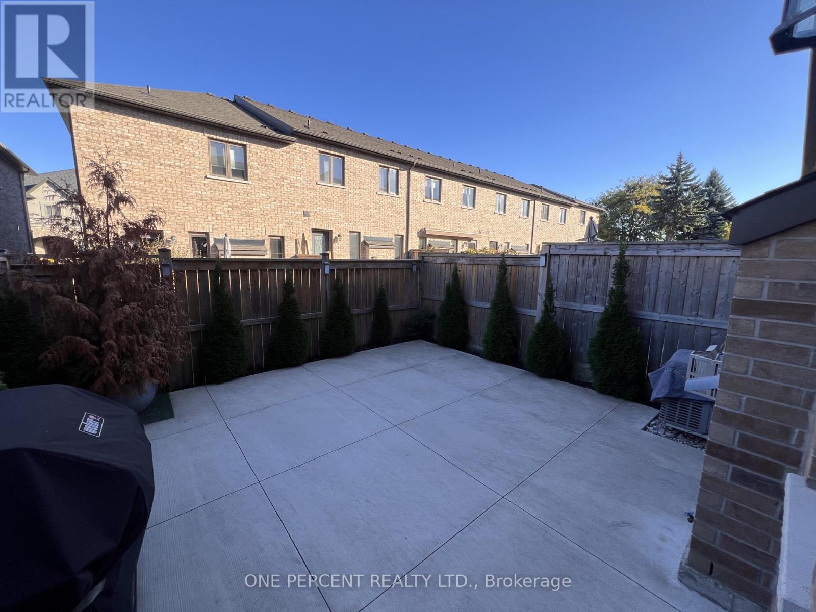 1165 West 5th Street, Hamilton, Ontario  L9B 1J5 - Photo 12 - X12469889