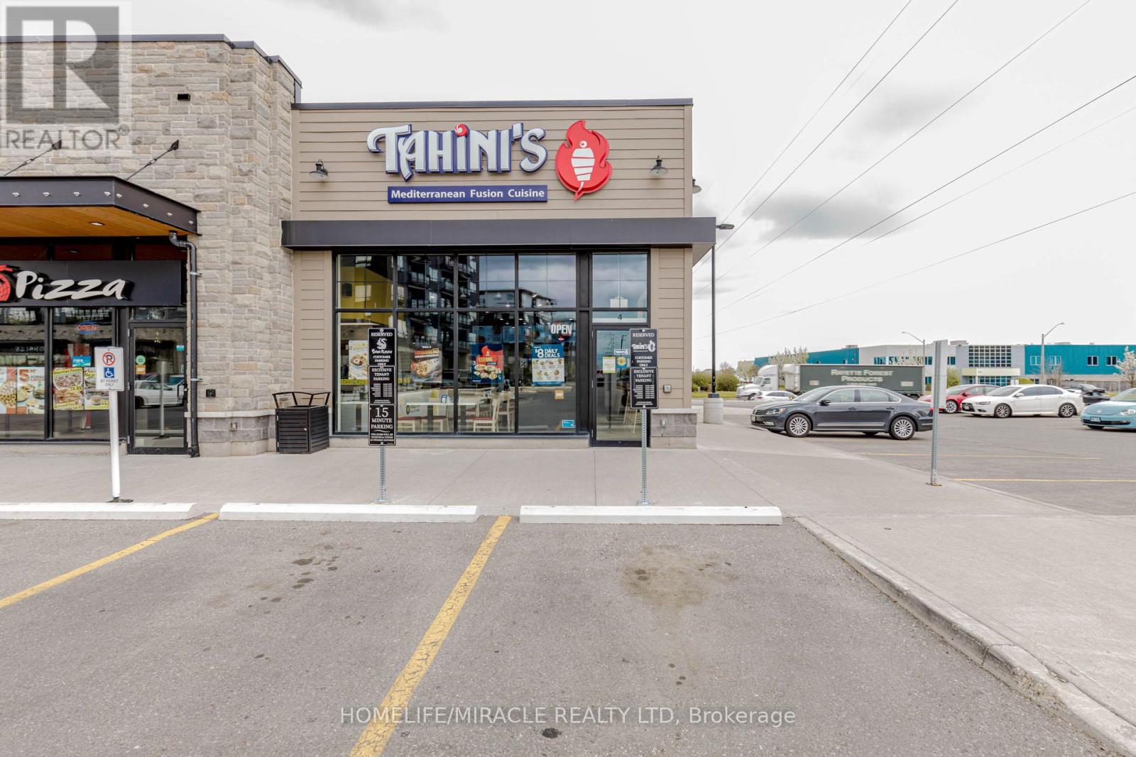 #4 - 263 Northfield Drive E, Waterloo, Ontario  N2K 0H3 - Photo 1 - X12470335