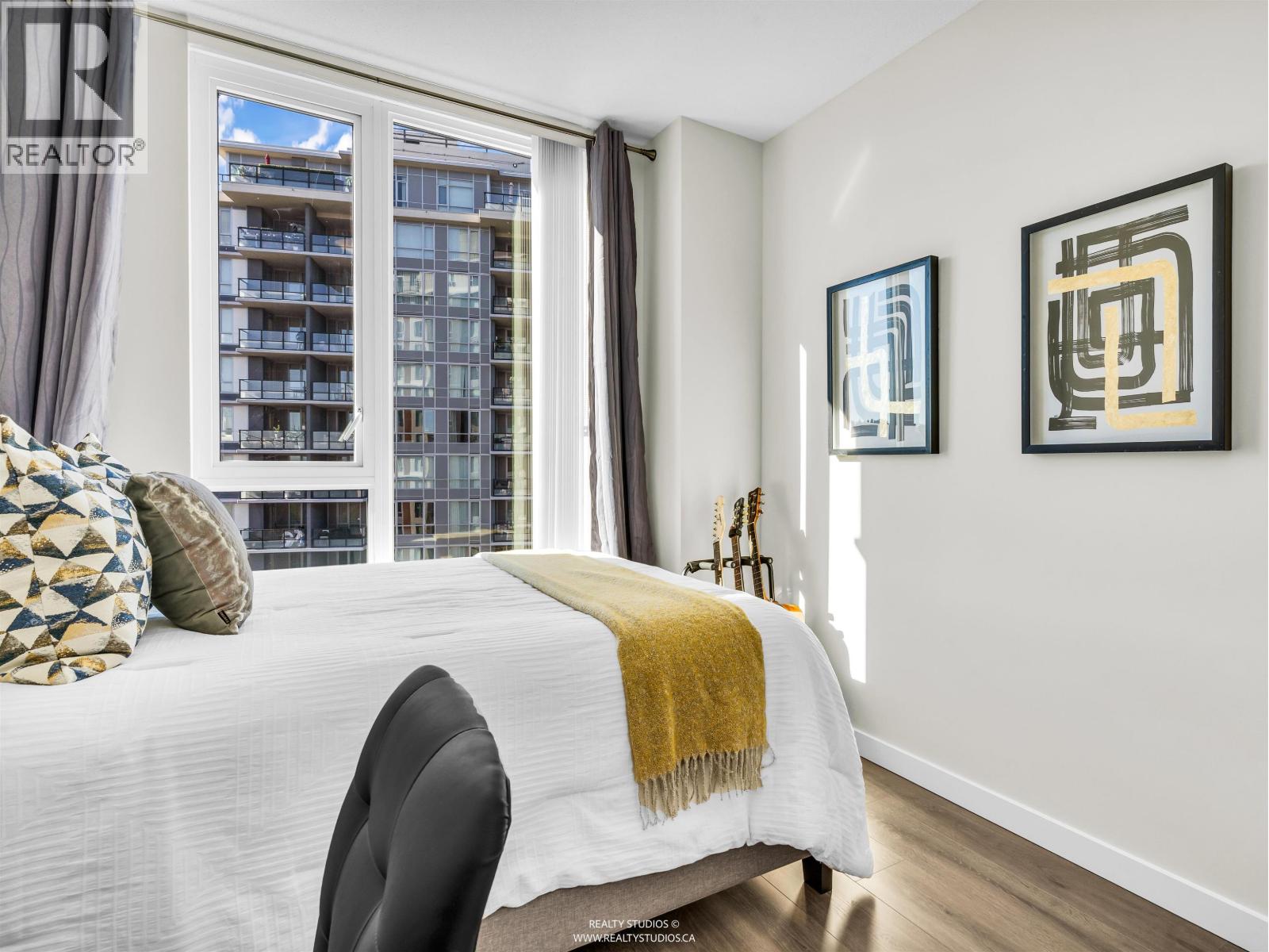 1905 3100 Windsor Gate, Coquitlam, British Columbia  V3B 0P3 - Photo 24 - R3059096