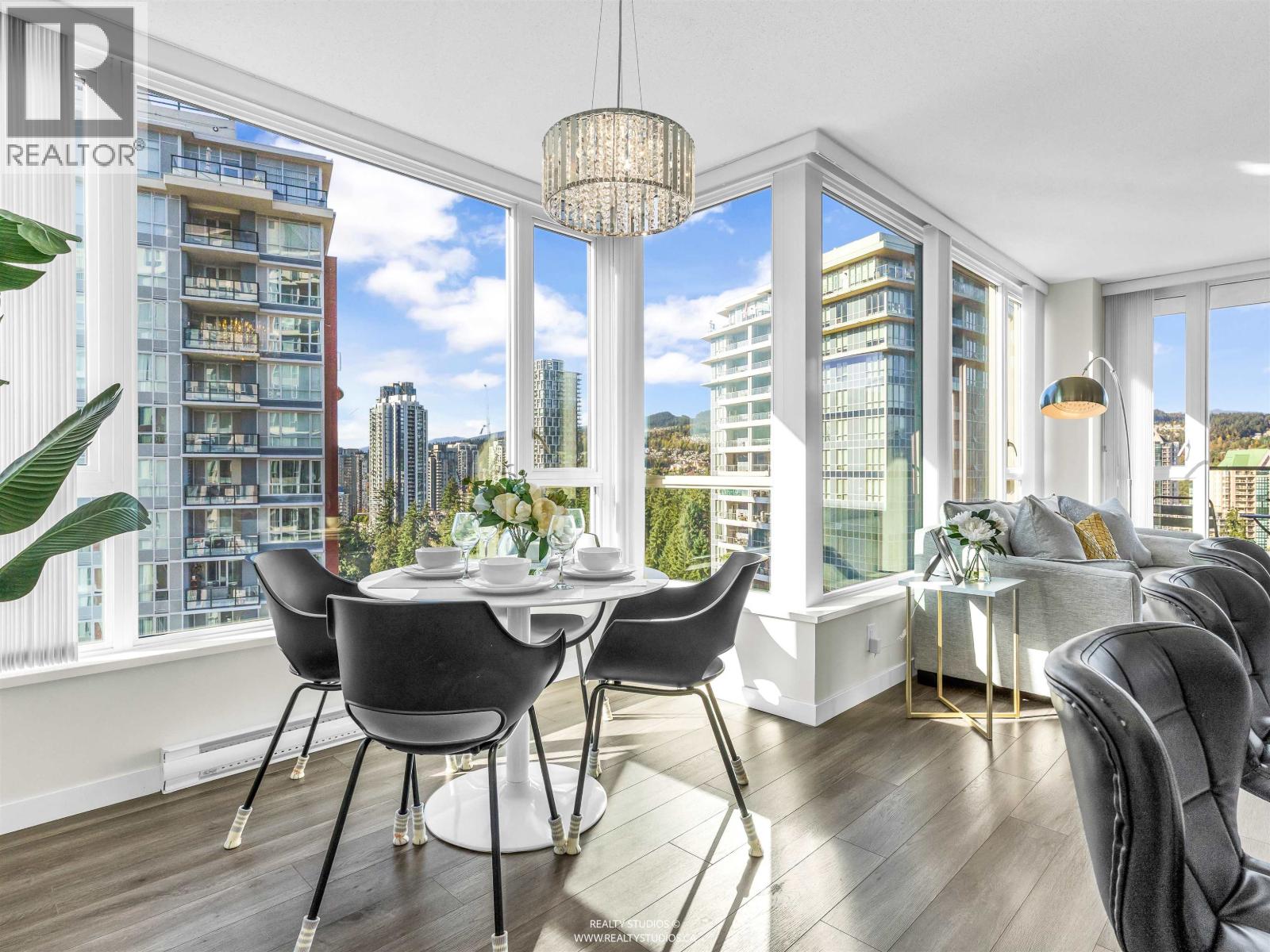 1905 3100 Windsor Gate, Coquitlam, British Columbia  V3B 0P3 - Photo 15 - R3059096