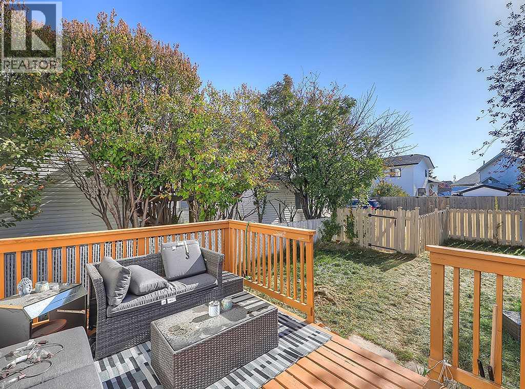 292 Coventry Close Ne, Calgary, Alberta  T3K 4C5 - Photo 10 - A2263409