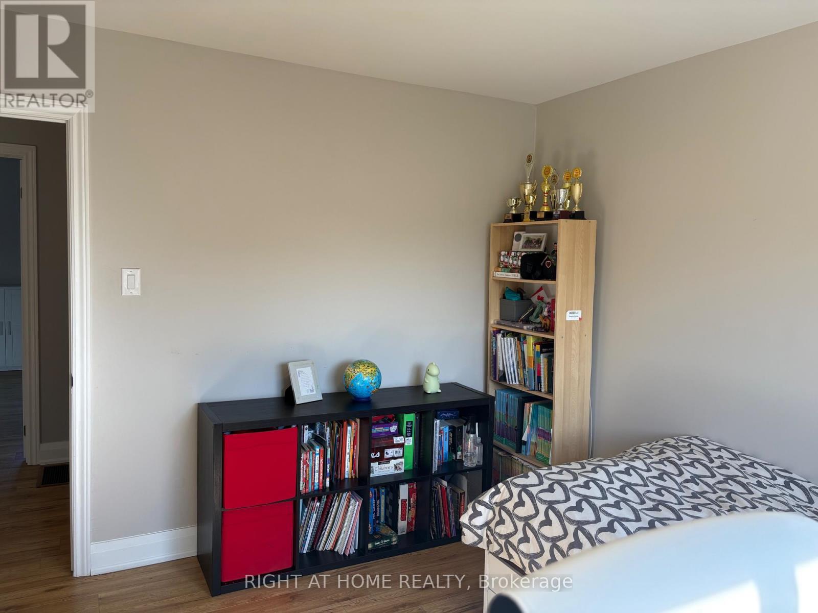 641 Woodward Avenue, Milton, Ontario  L9T 3K4 - Photo 20 - W12461932