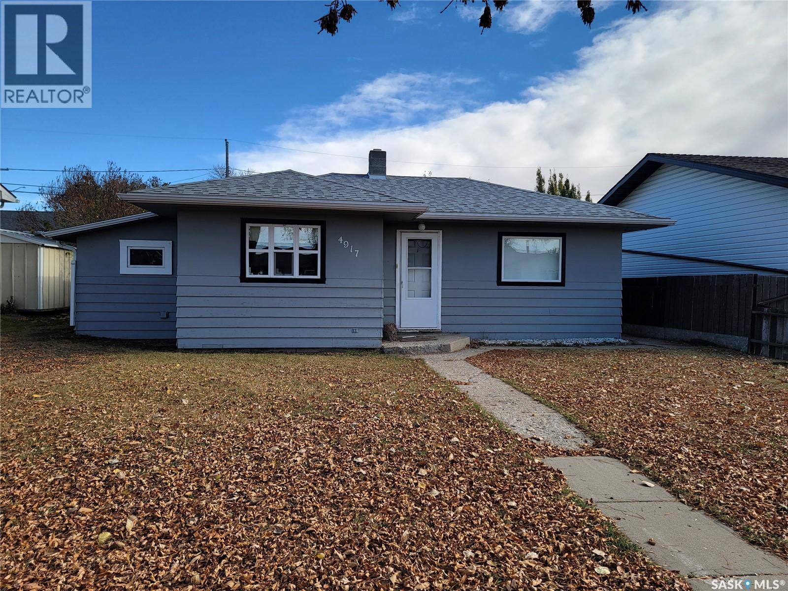 4917 Telegraph STREET, macklin, Saskatchewan