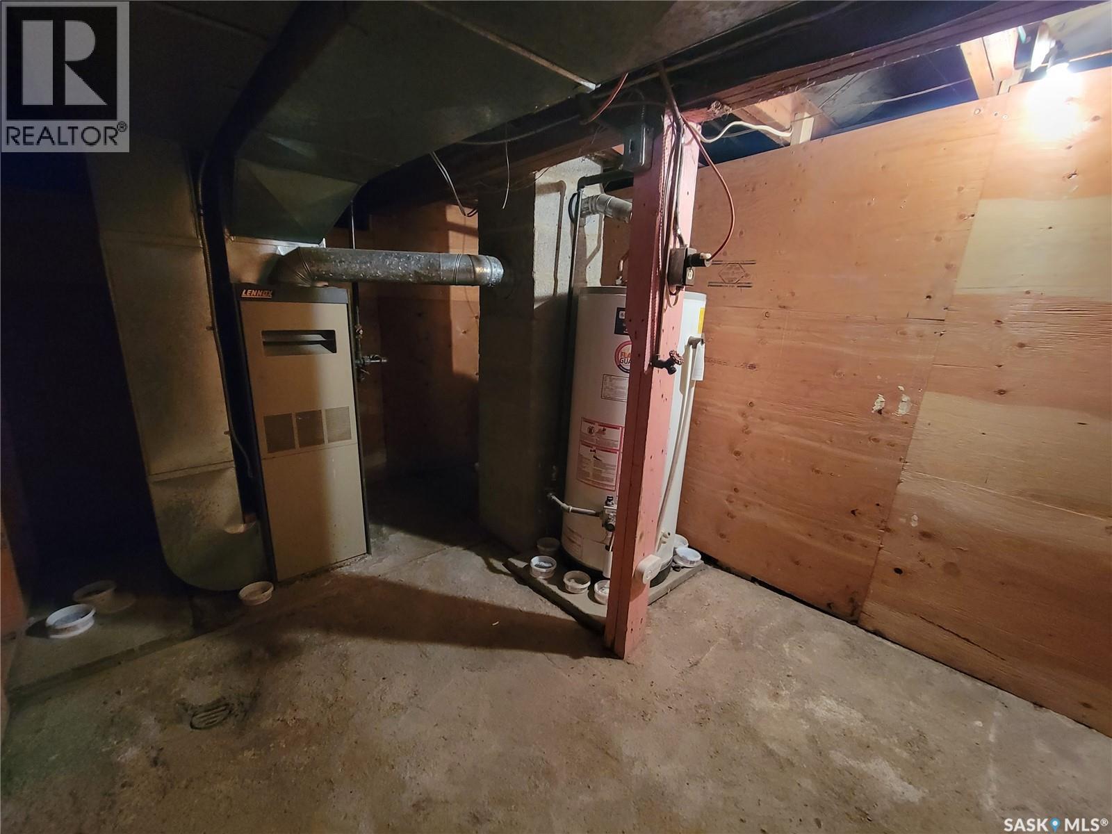 4917 Telegraph Street, Macklin, Saskatchewan  S0L 2C0 - Photo 13 - SK021202