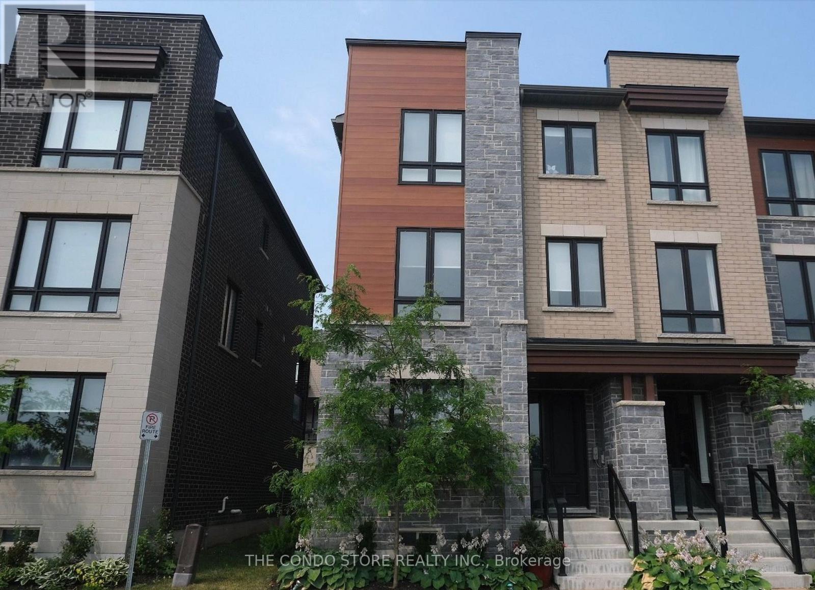34 DOCKSIDE WAY, Whitby, Ontario