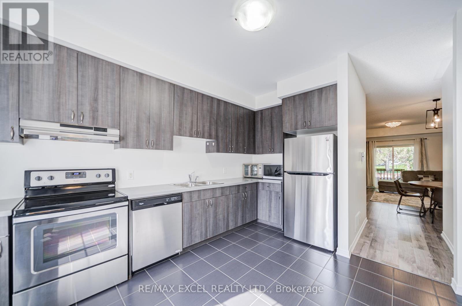 24 Ormerod Lane, Richmond Hill, Ontario  L4S 0G3 - Photo 5 - N12457986