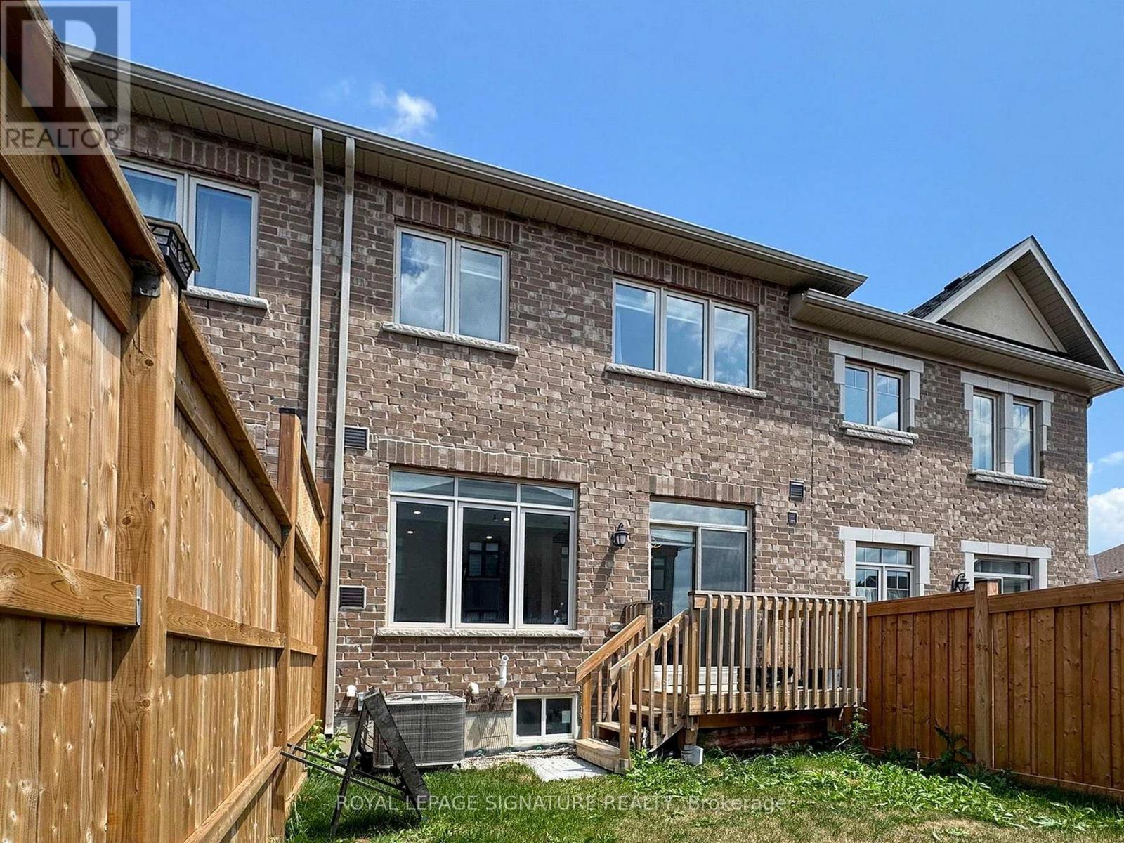 54 Tiberini Way, Bradford West Gwillimbury, Ontario  L3Z 4K3 - Photo 39 - N12470363
