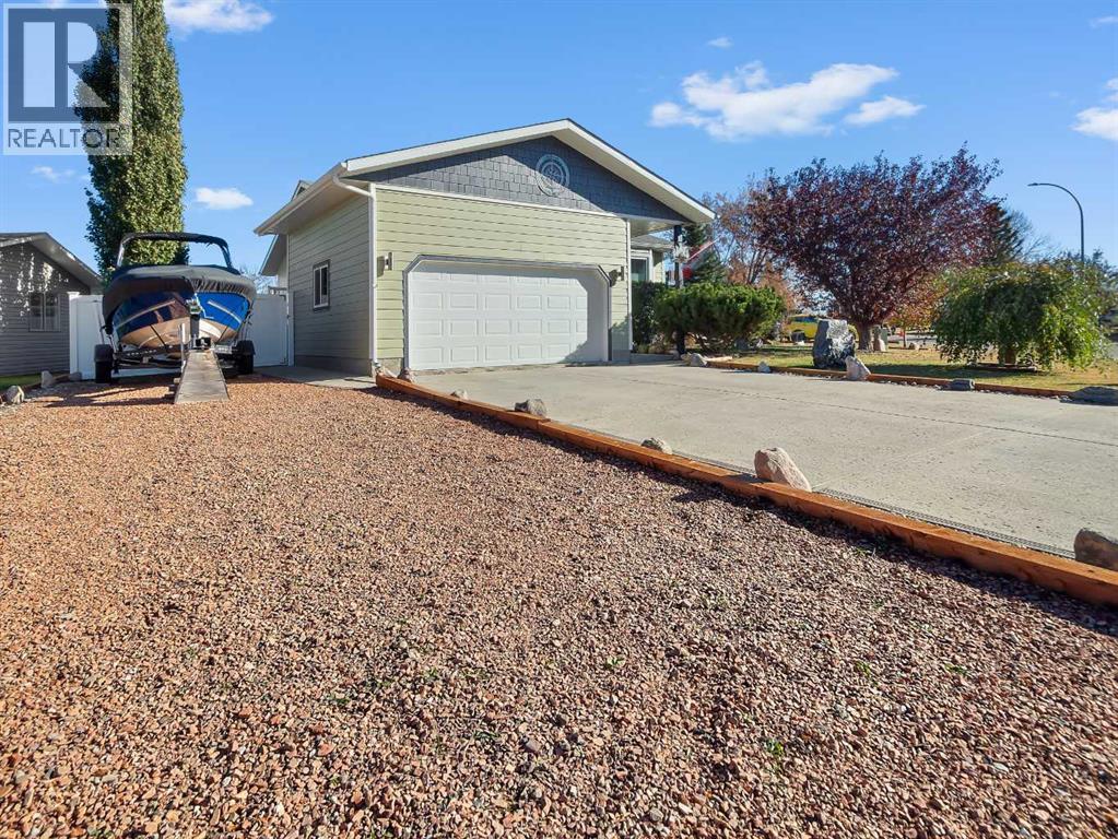 2006 25 Avenue, Bowden, Alberta  T0M 0K0 - Photo 5 - A2253143