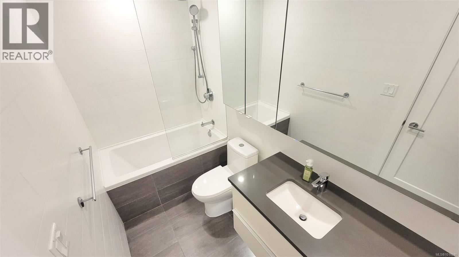 2104 777 Herald St, Victoria, British Columbia V8W 1S5 - Photo 24 - 1014246