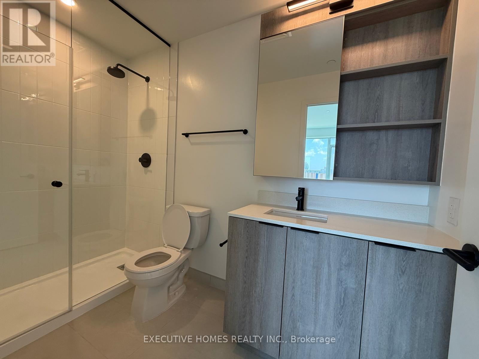 705 - 2495 Eglinton Avenue W, Mississauga, Ontario  L5M 2V8 - Photo 13 - W12470345