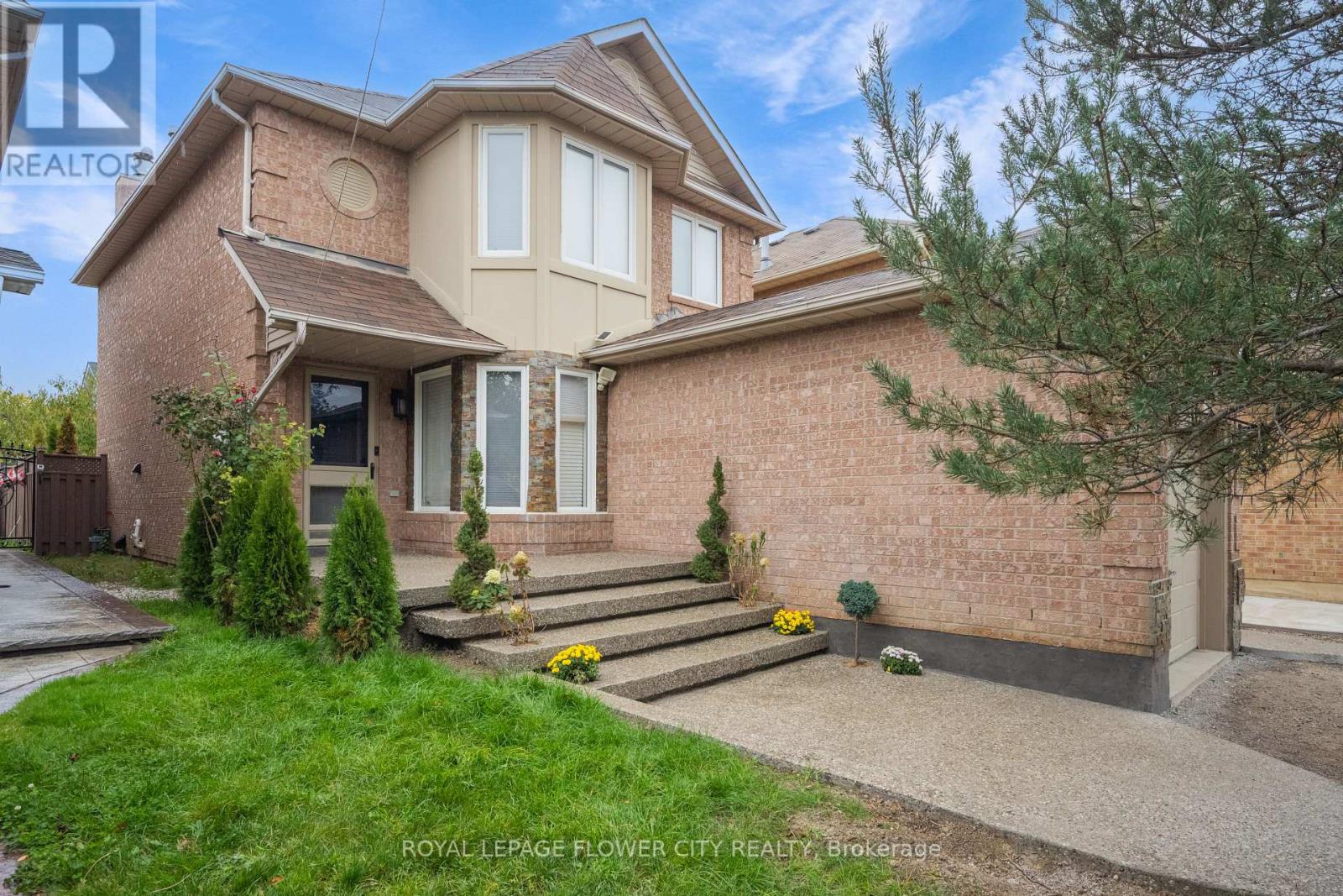 57 LETTY AVENUE, Brampton, Ontario