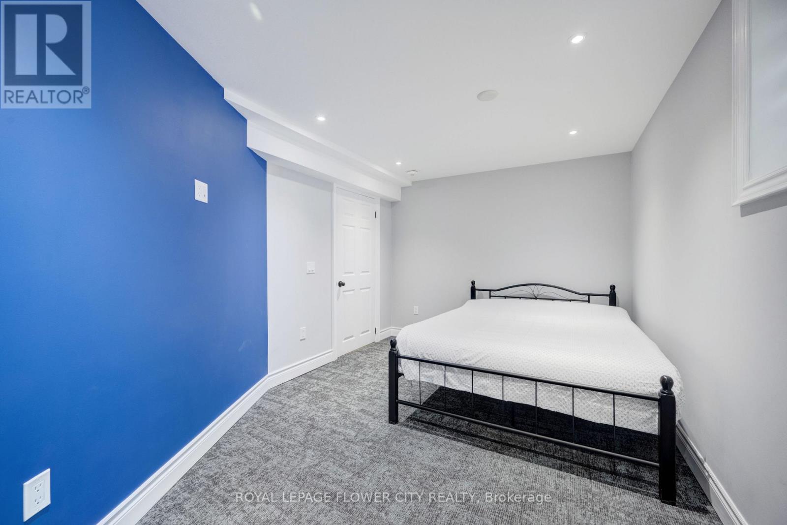 57 Letty Avenue, Brampton, Ontario  L6Y 4T1 - Photo 12 - W12470352