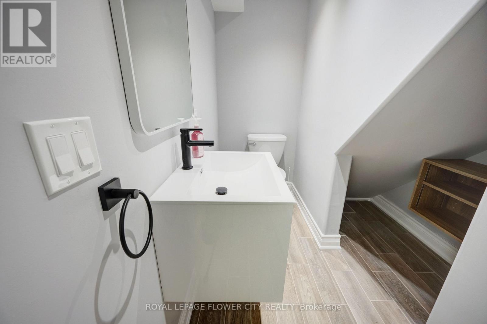 57 Letty Avenue, Brampton, Ontario  L6Y 4T1 - Photo 17 - W12470352