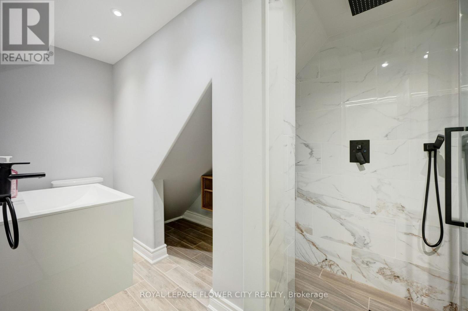 57 Letty Avenue, Brampton, Ontario  L6Y 4T1 - Photo 24 - W12470352