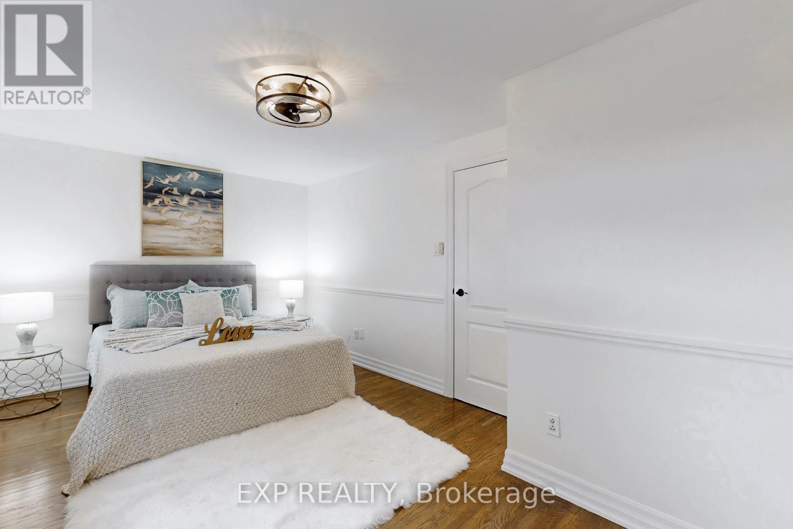 5 Lockton Crescent, Brampton, Ontario  L6W 1C2 - Photo 27 - W12470368