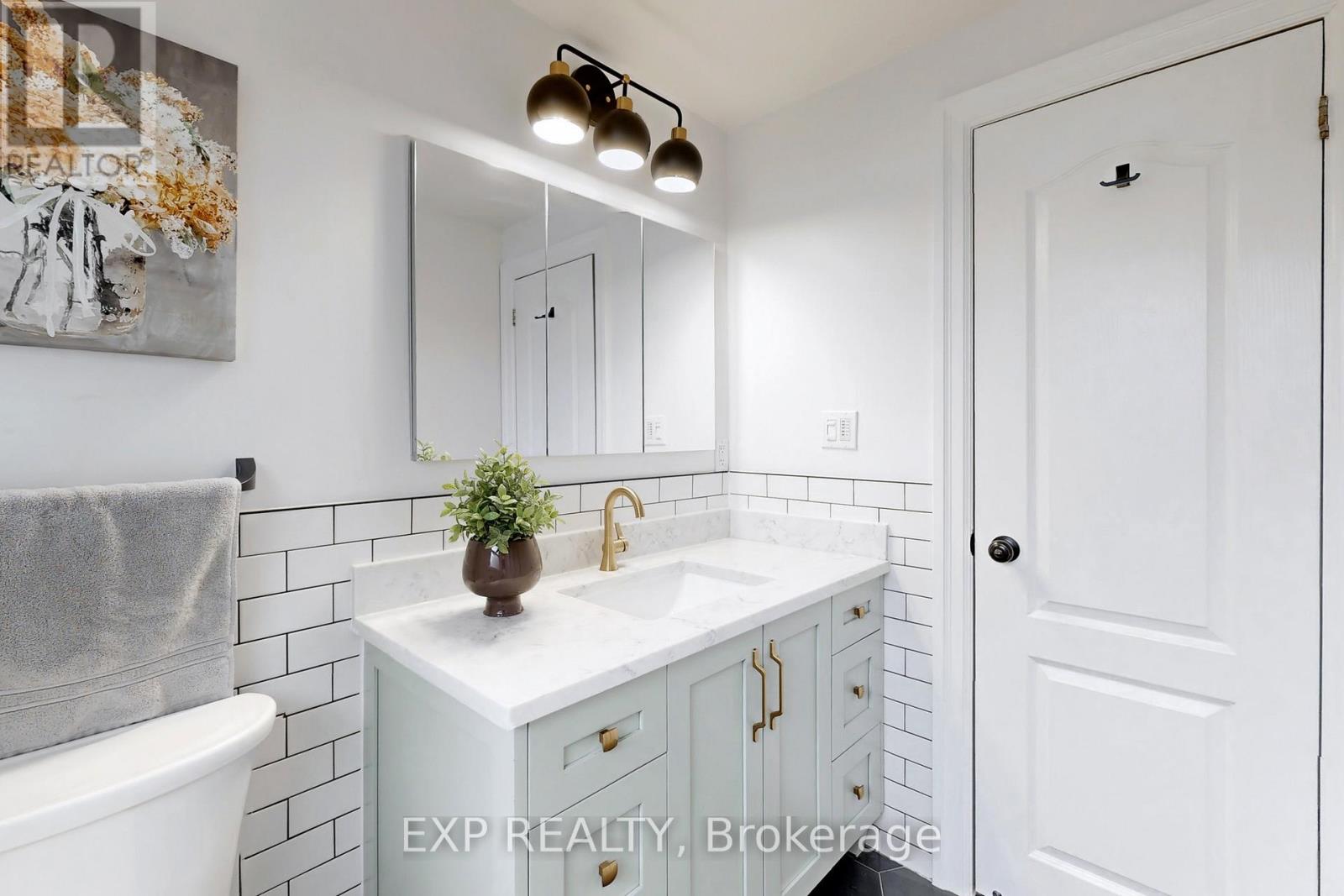 5 Lockton Crescent, Brampton, Ontario  L6W 1C2 - Photo 29 - W12470368