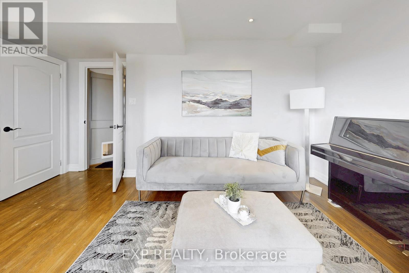 5 Lockton Crescent, Brampton, Ontario  L6W 1C2 - Photo 35 - W12470368
