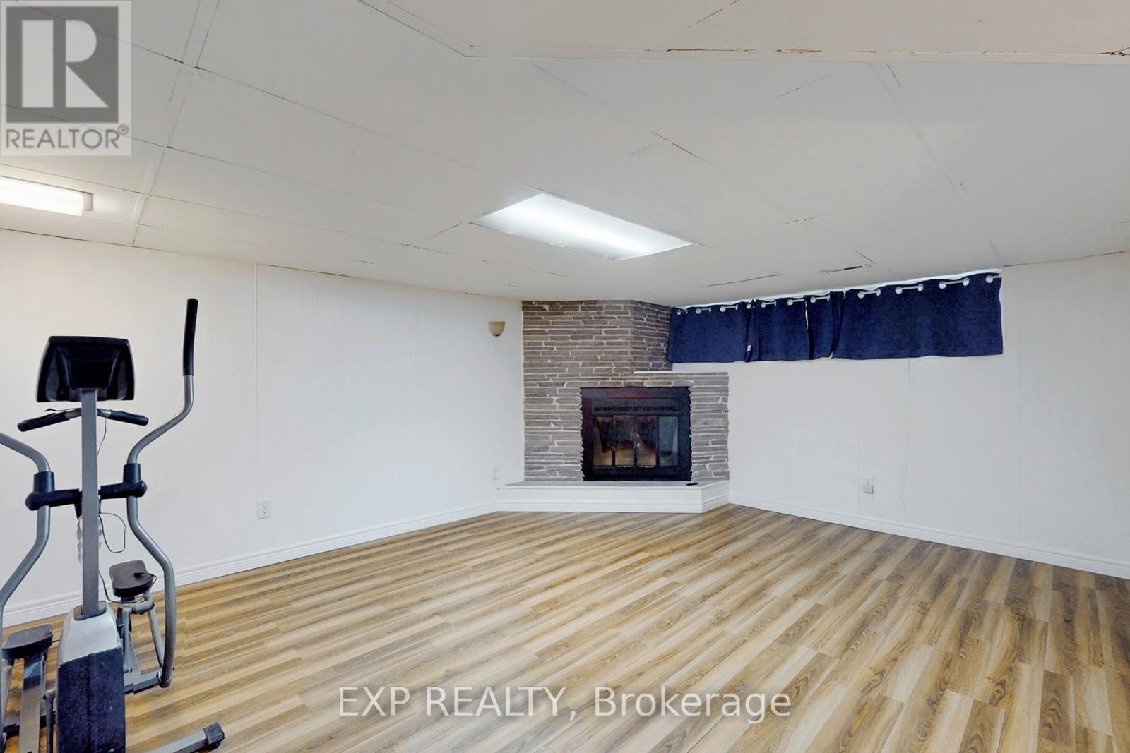 5 Lockton Crescent, Brampton, Ontario  L6W 1C2 - Photo 37 - W12470368