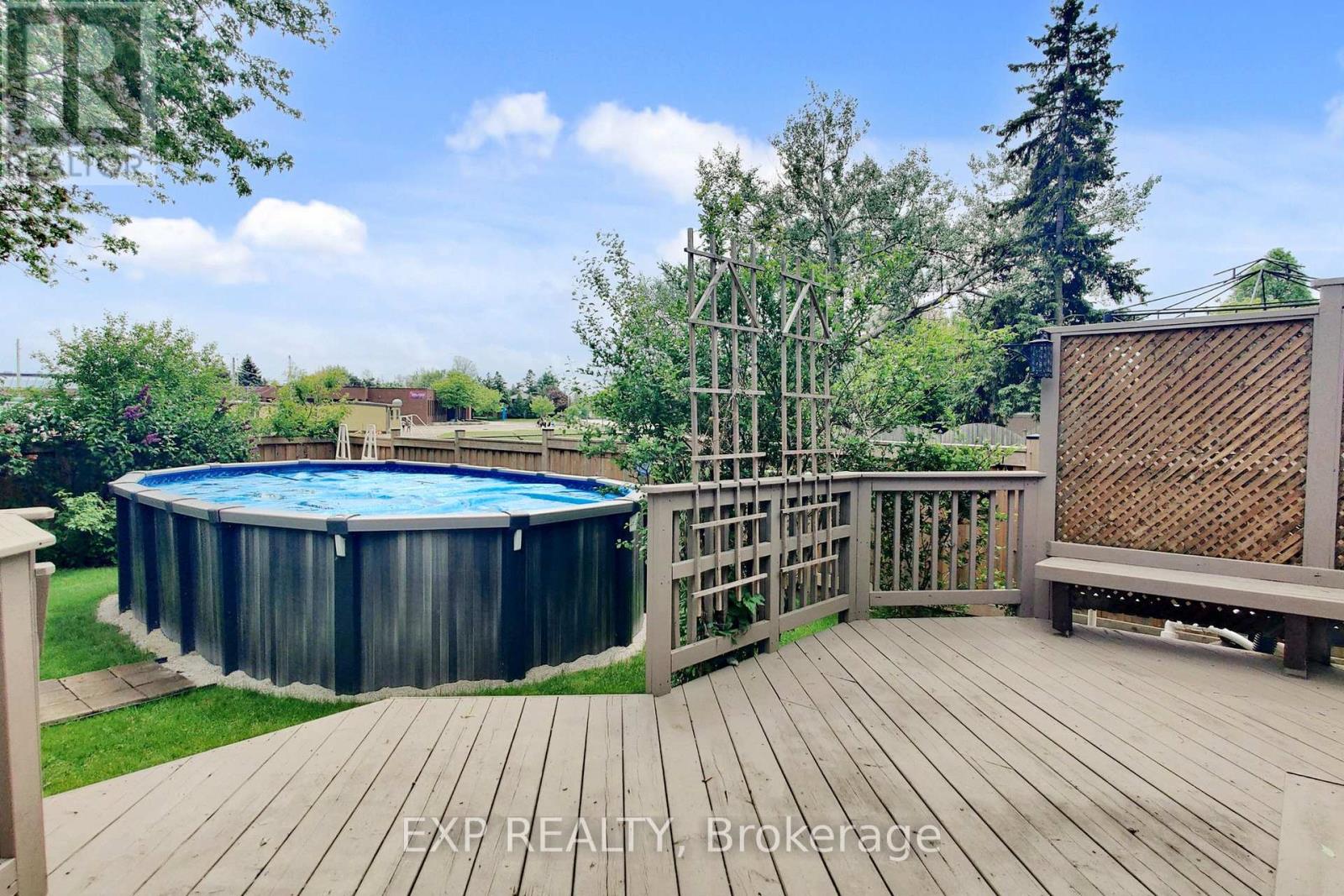 5 Lockton Crescent, Brampton, Ontario  L6W 1C2 - Photo 44 - W12470368
