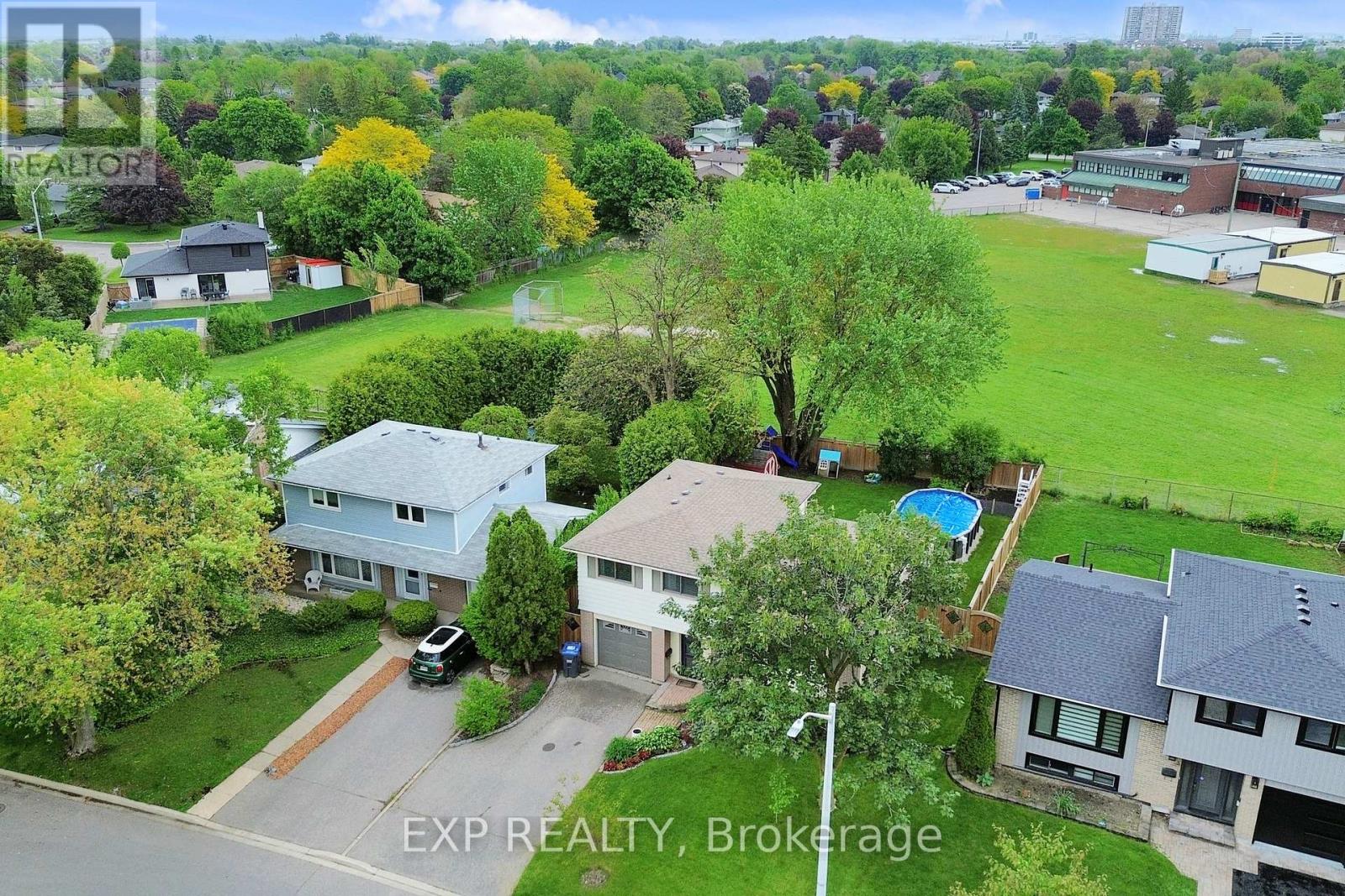 5 Lockton Crescent, Brampton, Ontario  L6W 1C2 - Photo 46 - W12470368