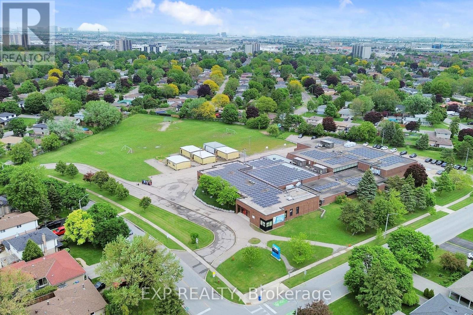 5 Lockton Crescent, Brampton, Ontario  L6W 1C2 - Photo 50 - W12470368