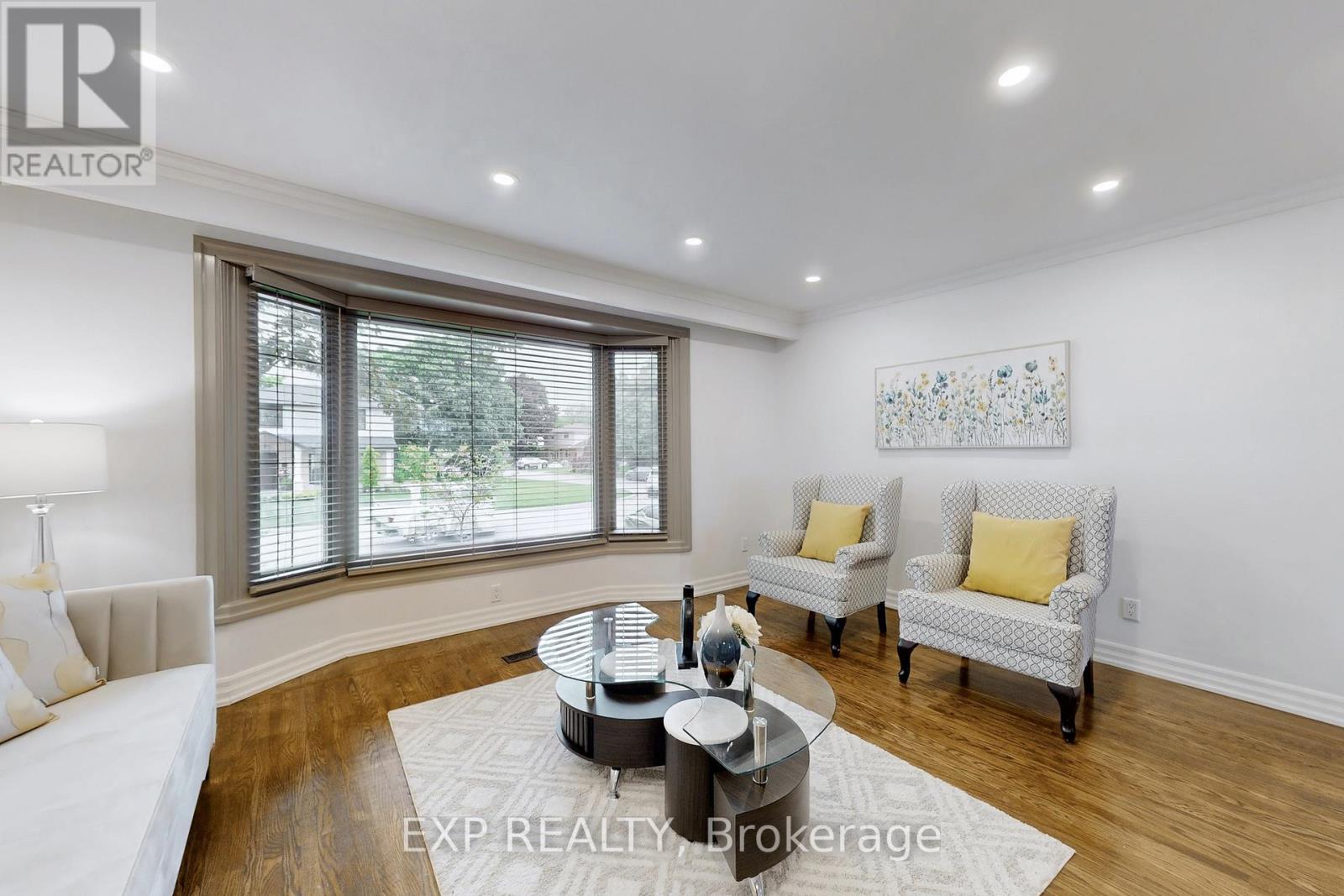 5 Lockton Crescent, Brampton, Ontario  L6W 1C2 - Photo 7 - W12470368