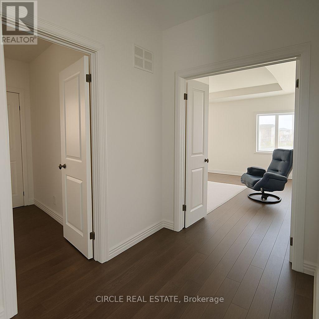 99 Parity Road, Brampton, Ontario  L6X 5S7 - Photo 17 - W12470376