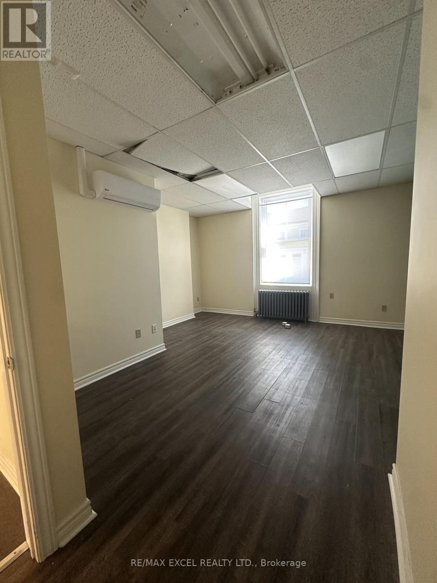 319 Division Street, Cobourg, Ontario  K9A 3R4 - Photo 11 - X12470350