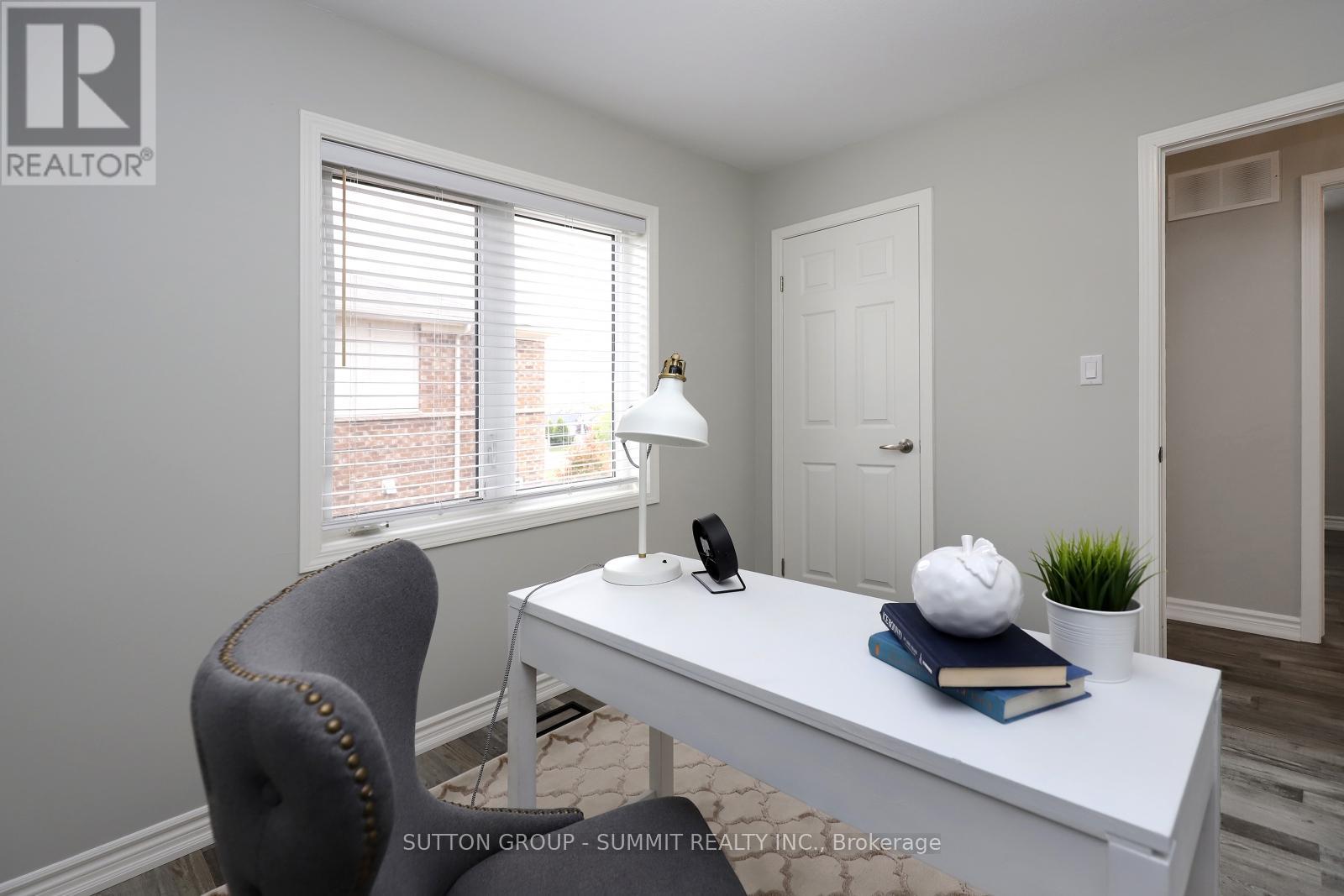 66 Daylily Lane, Kitchener, Ontario  N2R 0L7 - Photo 27 - X12470353