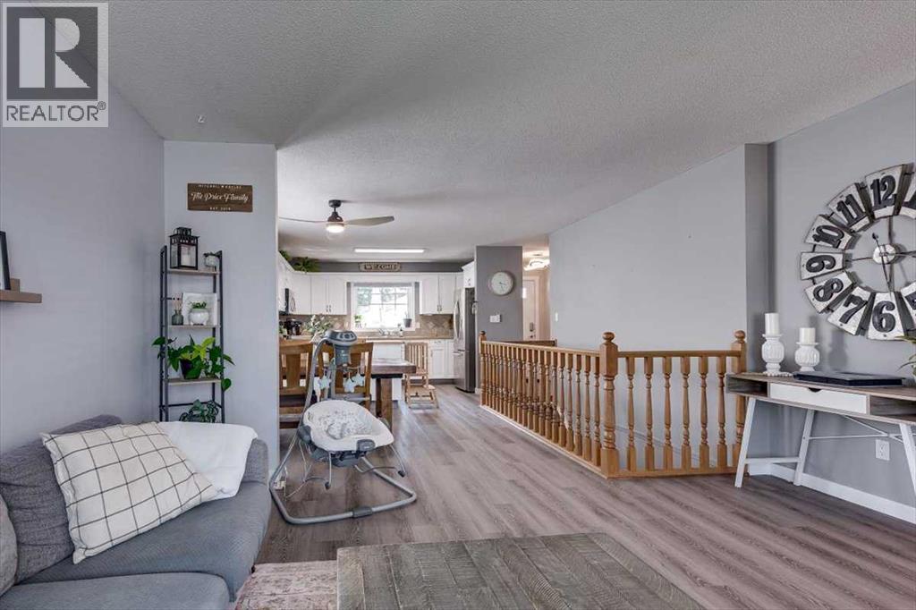 67 Duston Street, Red Deer, Alberta  T4R 2L6 - Photo 9 - A2252895