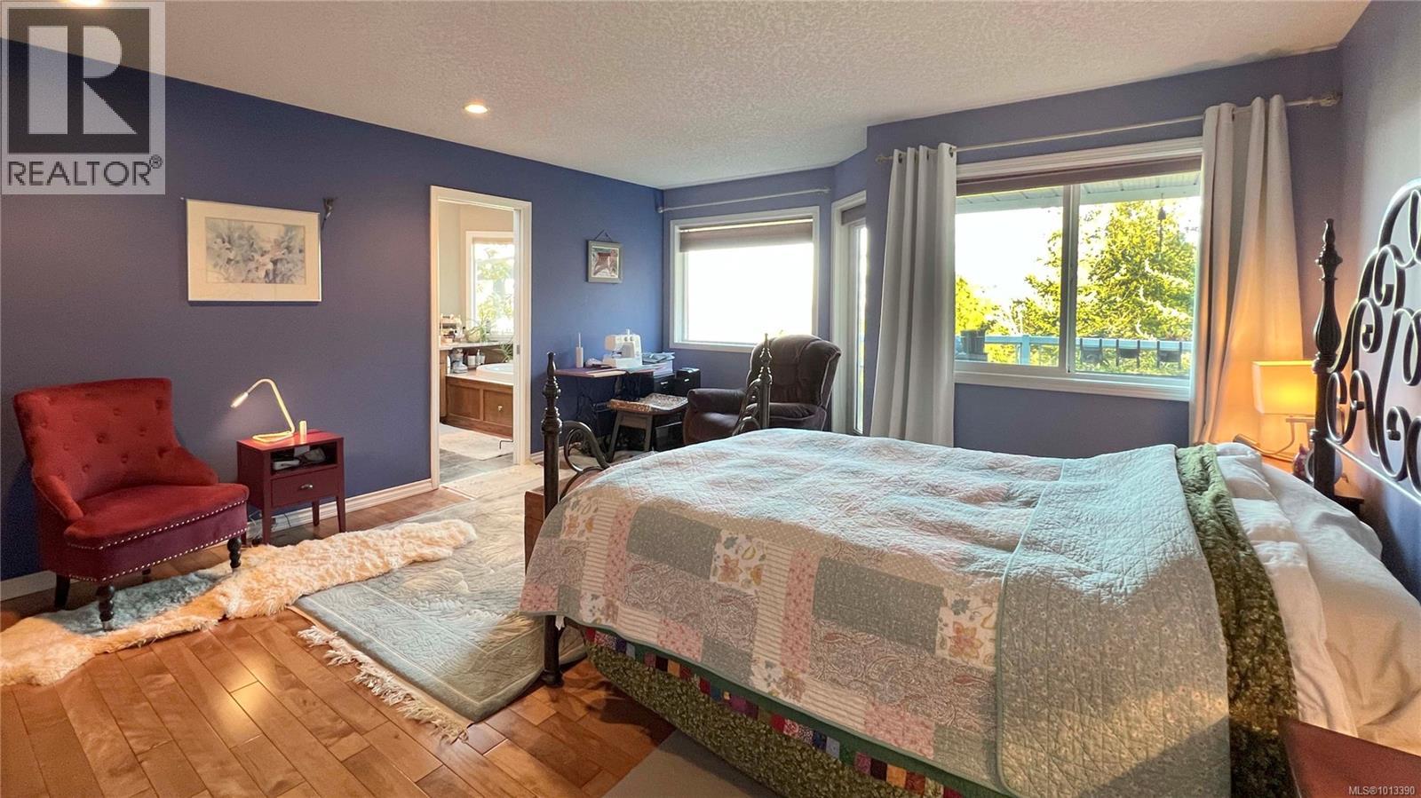 986 Seapearl Pl, Saanich, British Columbia  V8Y 2X3 - Photo 23 - 1013390