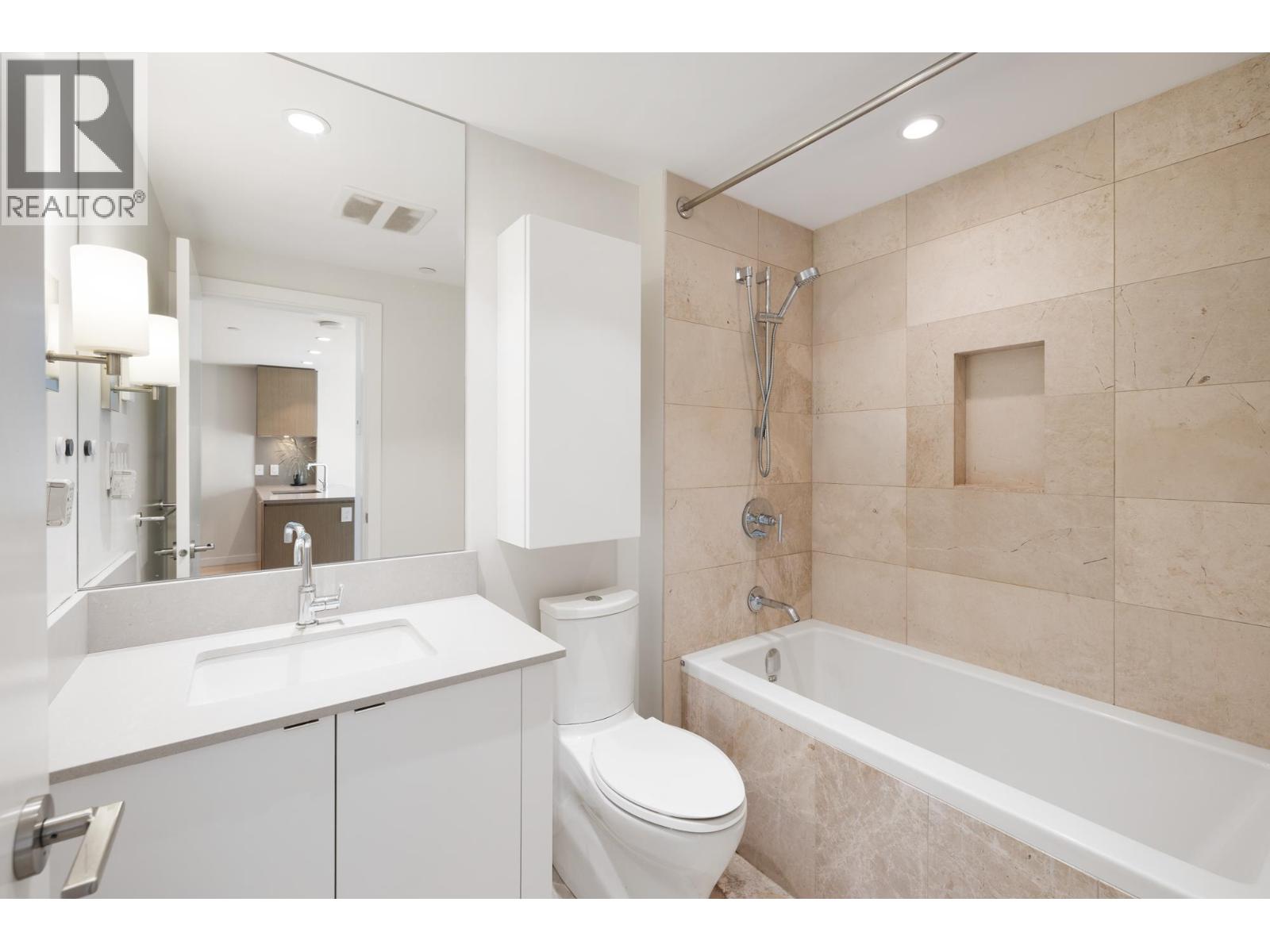 810 125 E 14th Street, North Vancouver, British Columbia  V7L 0E6 - Photo 15 - R3047892