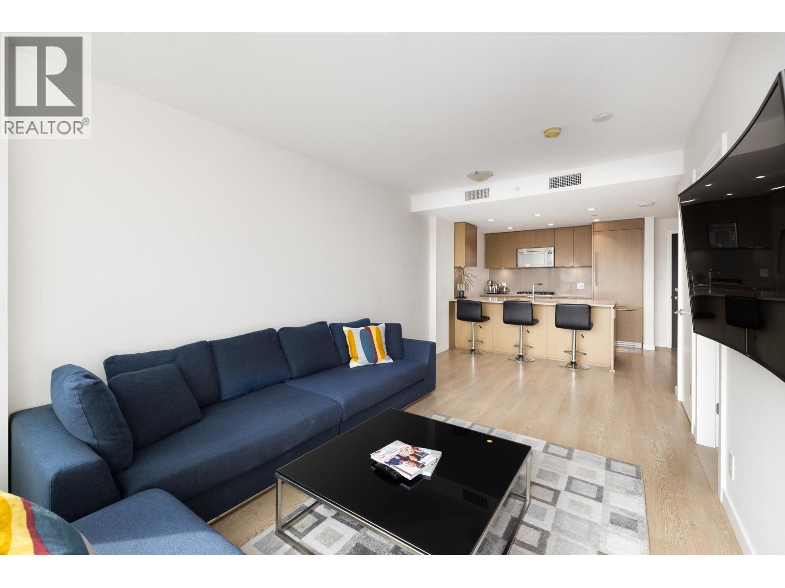 810 125 E 14th Street, North Vancouver, British Columbia  V7L 0E6 - Photo 6 - R3047892