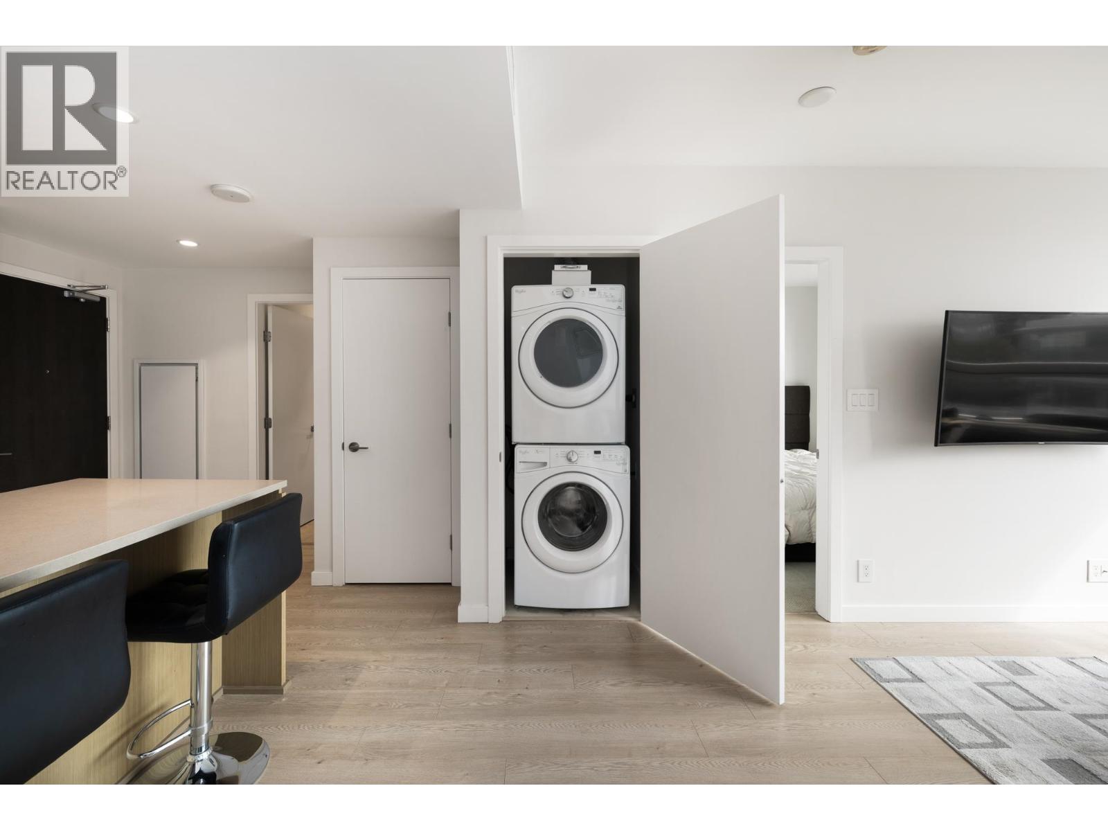 810 125 E 14th Street, North Vancouver, British Columbia  V7L 0E6 - Photo 13 - R3047892